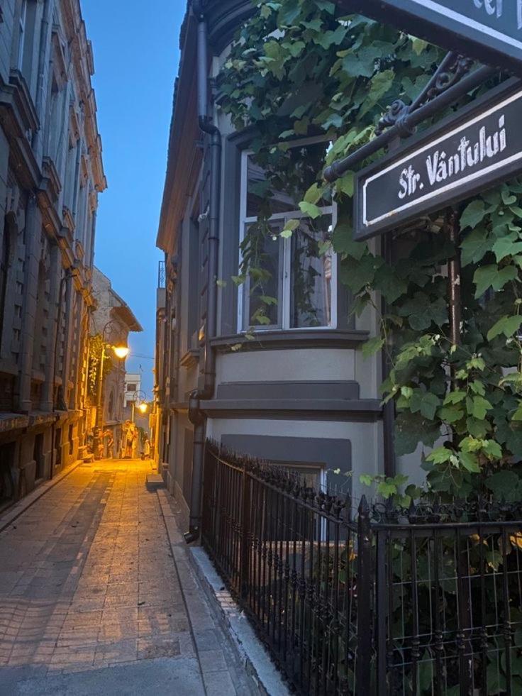 Luxe Apartment Andreea Constanţa Buitenkant foto